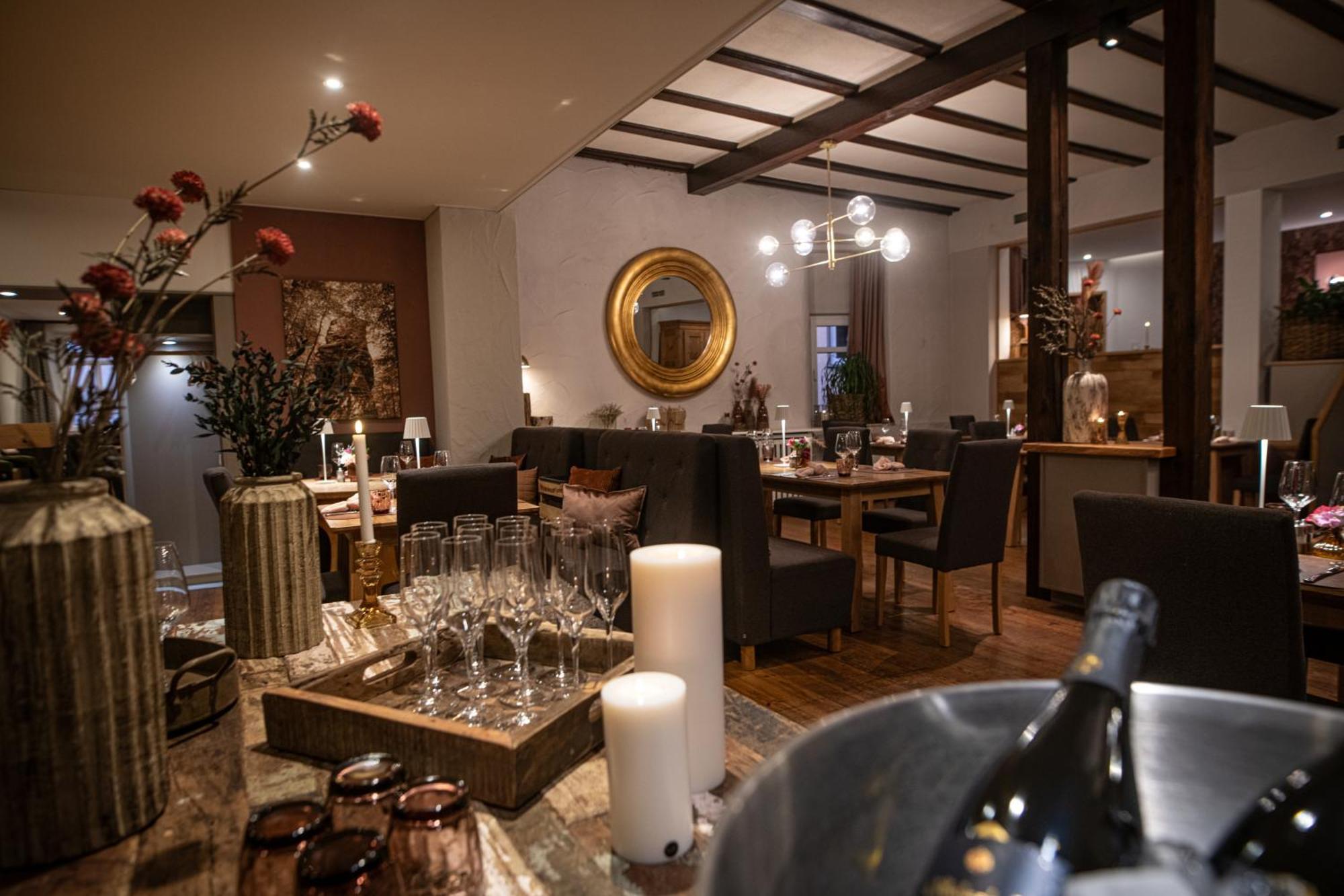 Landgasthaus & Hotel Zur Krone Dahn Eksteriør billede
