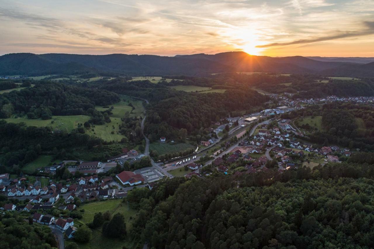 Landgasthaus & Hotel Zur Krone Dahn Eksteriør billede